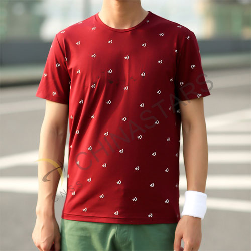 Reflective T-shirt with dot patttern